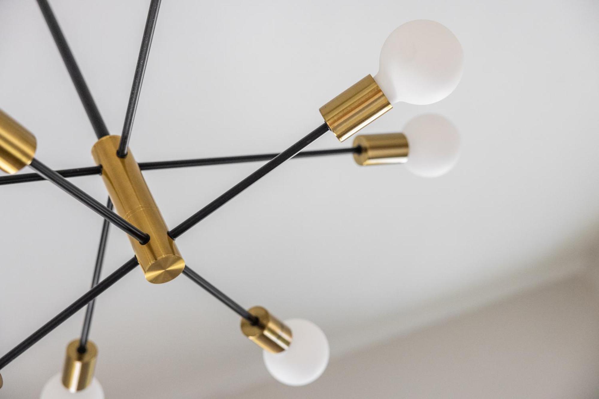 Appartement Mid-Century Modern Retreat In Little Italy à Cleveland Extérieur photo
